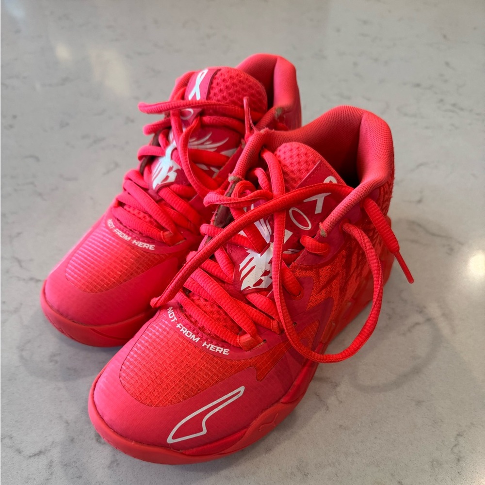 LA Melo Ball MB.01 Basketball sneakers